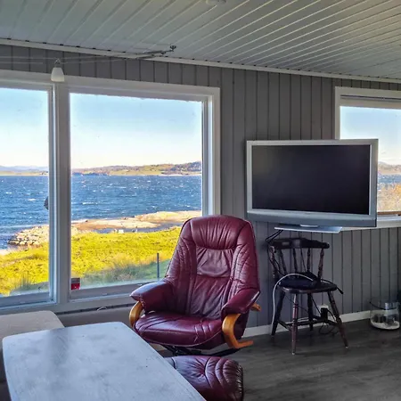 Amazing In Rennesoy With House Sea View *